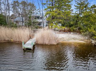 187 Brook Harbor Ln, Toms River, NJ 08753
