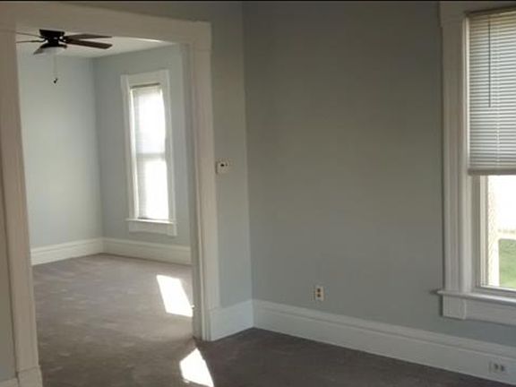 2nd image of 1333 Benton St