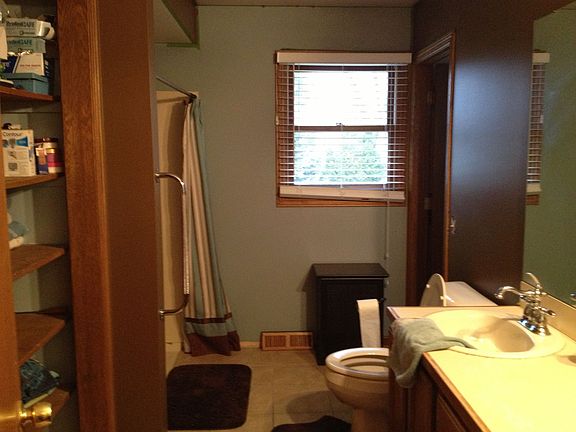 4th image of 3018 Chaminade Ct SW