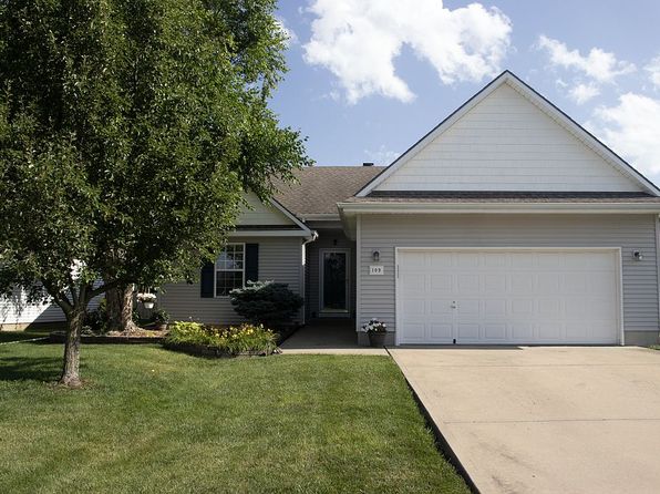 109 W Fountain Cir