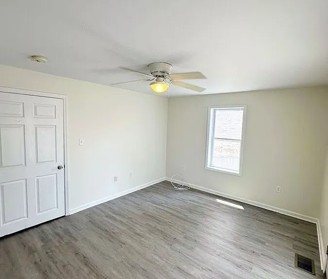 456 Delmar St #2 — Photo 5