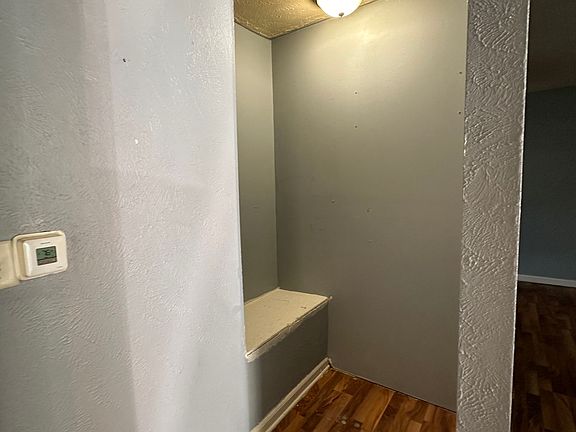 5th image of 525 S Illinois St #5