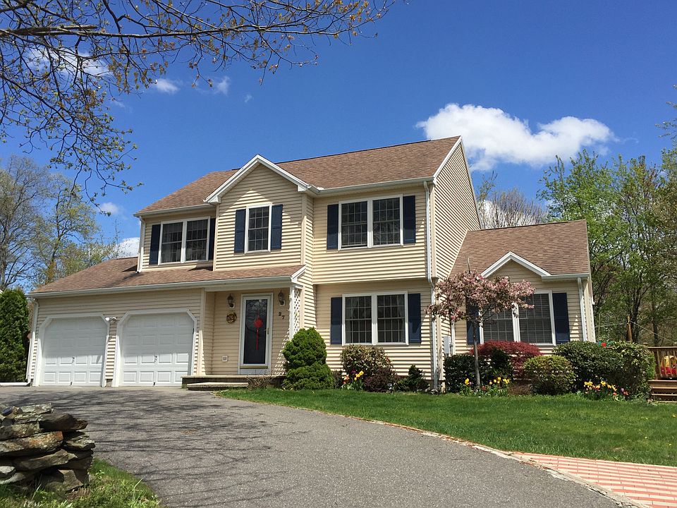 2nd image of 27 Edwin Ln
