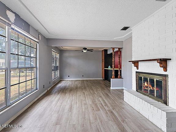 3rd image of 2415 WASHINGTON Street