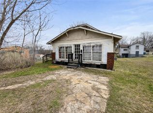 103 N Wilson Ave, Independence, MO 64050