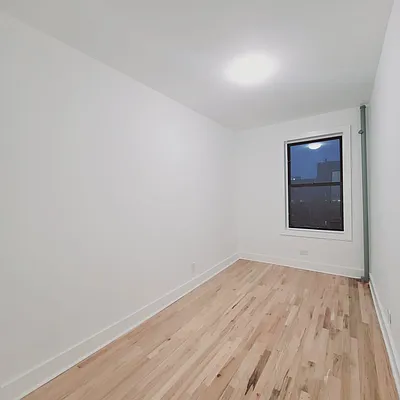 Rented by New York Residence | media 27