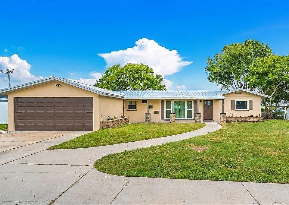 1st image of 469A Flamingo Dr