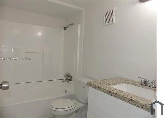1798 NW 55th Ave #201 — Photo 11