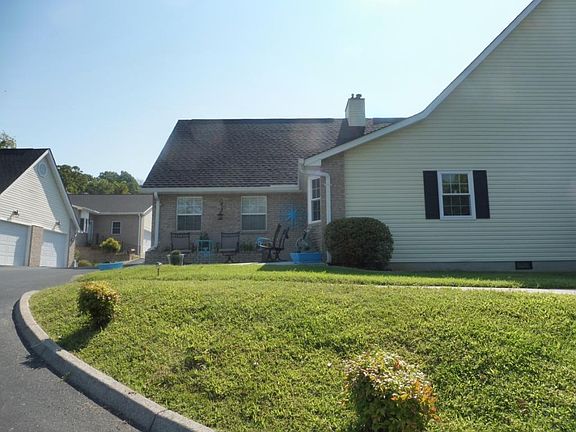 2nd image of 3752 Apple Grove Cir