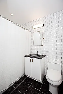 Sold by NYC Views Realty Corp | media 5