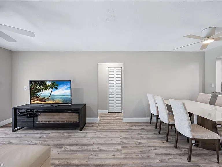 228 Fox Glen Dr #3310 — Photo 15