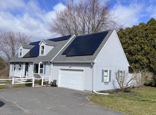 19 Meadowbrook Dr, Sunderland, MA 01375