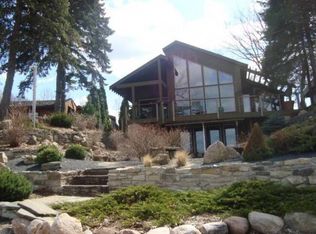 525 Lake Ave, White Bear Lake, MN 55110