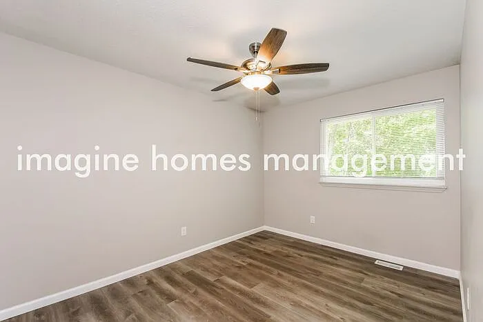 2911 Sean Pkwy — Photo 9