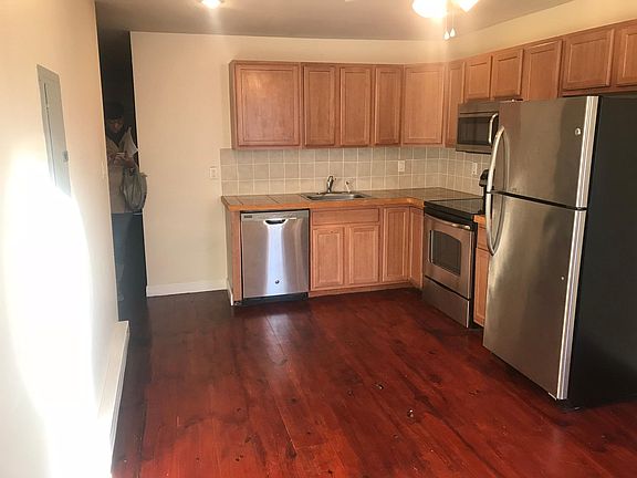 4th image of 521 N 40th St #B