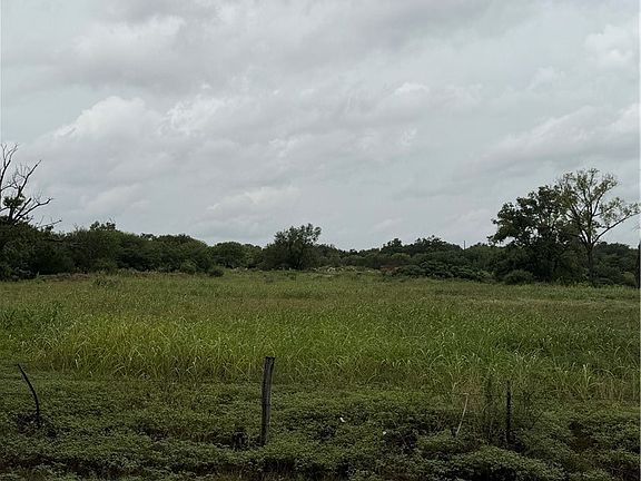 5th image of 1247 Sleepy Hollow Ln