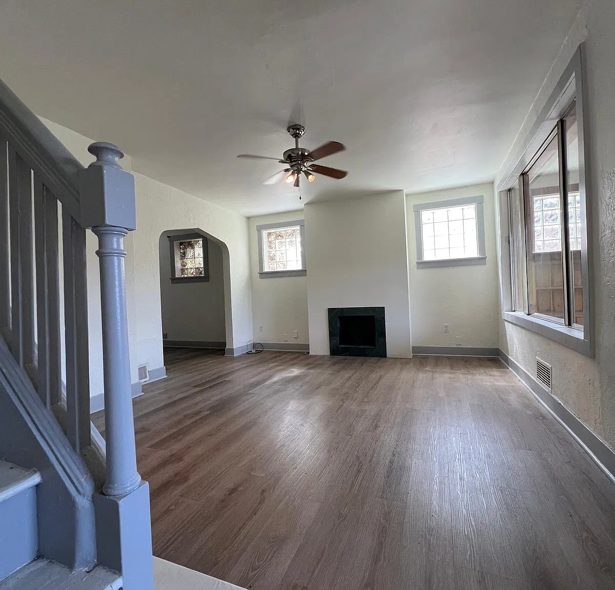 3 bed, 1260 sqft, $1,800 — Photo 3