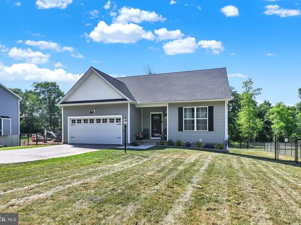 294 Racetrack Rd, Hanover, PA 17331