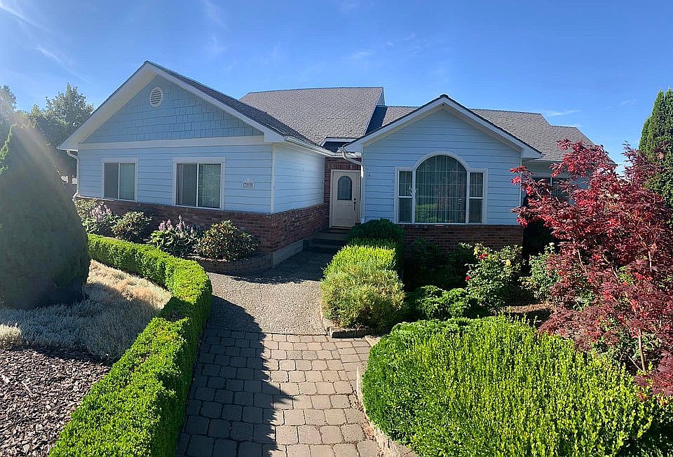 799 Indian Hills Dr.
