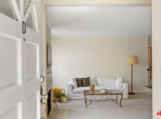 29125 Thousand Oaks Blvd UNIT D, Agoura Hills, CA 91301