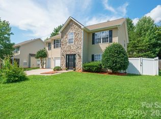 2646 Amber Crest Dr, Gastonia, NC 28052