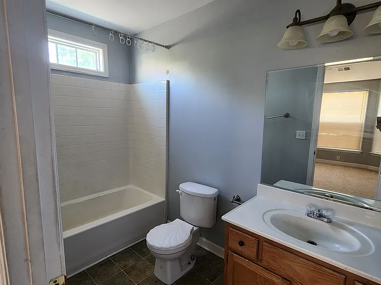 1709 Nassau St #A — Photo 11