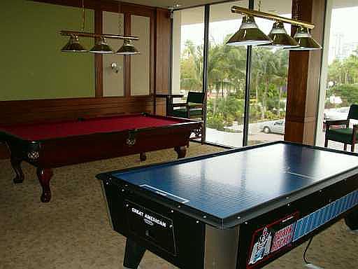 4th image of 1915 Brickell Ave APT C1201