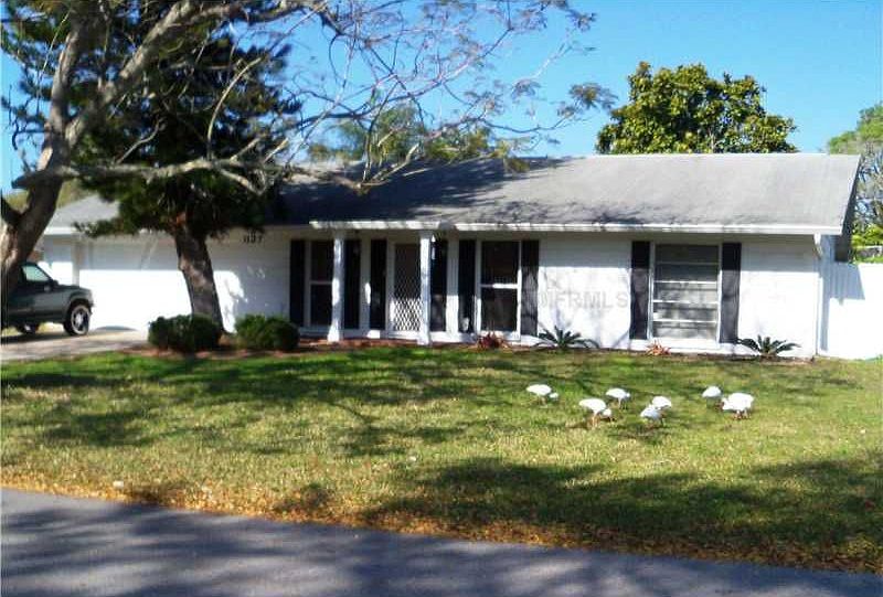 1st image of 1127 De Leo Dr