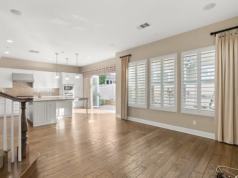 12 Zabila St — Photo 8