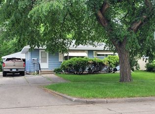 1718 16th St S, Fargo, ND 58103