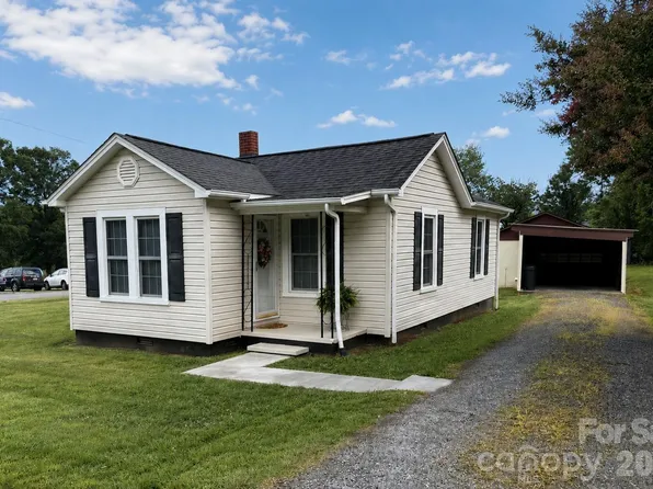 108 Fletcher St, Morganton, NC 28655