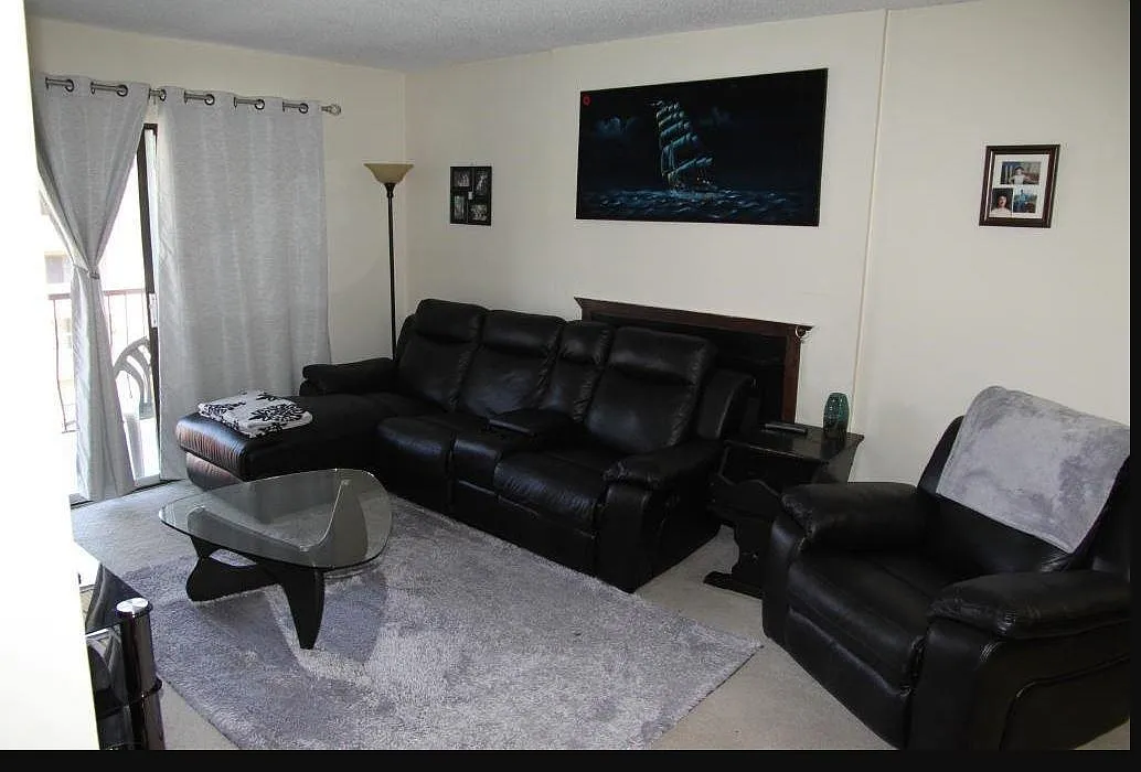 2 bed, 760 sqft, $1,600 — Photo 3