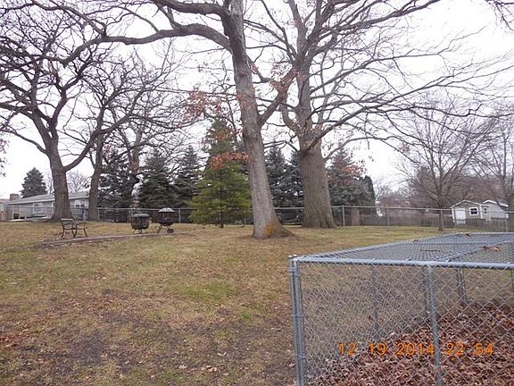 3rd image of 4501 Sussex Dr