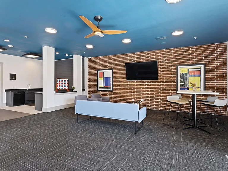 The Vance at Huebner Oaks — Photo 20