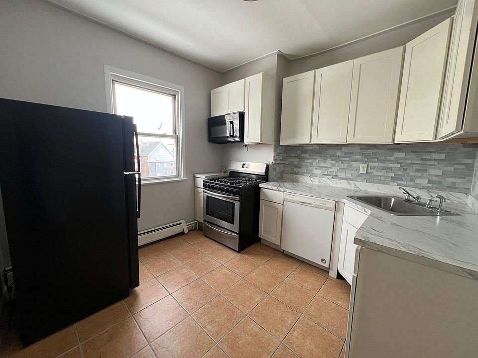 1st image of 126 Neptune Ave #5E