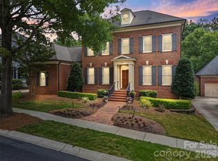 9414 Heydon Hall Cir, Charlotte, NC 28210