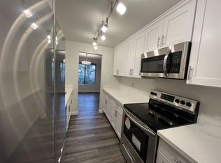 9901 NE 124th St APT 507, Kirkland, WA 98034