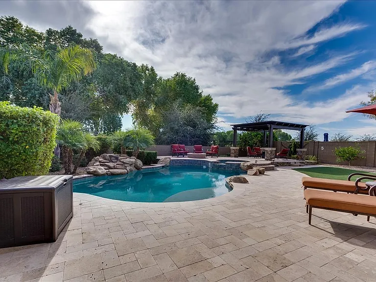 3355 E Indigo St — Photo 18