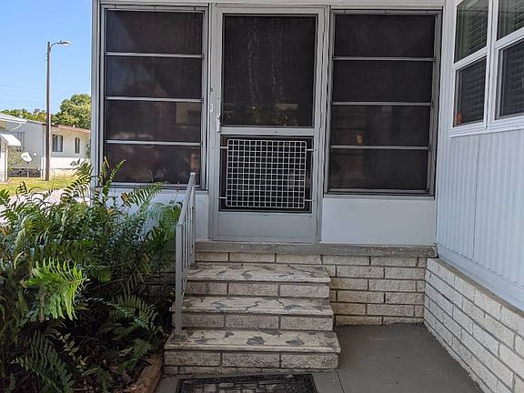 3rd image of 3390 Gandy Blvd N #44