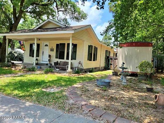 4th image of 950 W Vine Ave