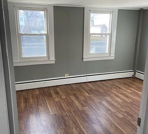 2nd image of 68 Whiting St Floor 1