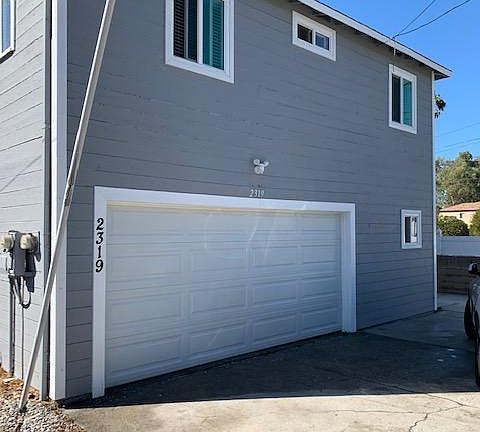 4th image of 2319 Torrance Blvd