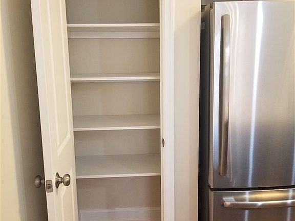 5th image of 90 Virginia Ave #2