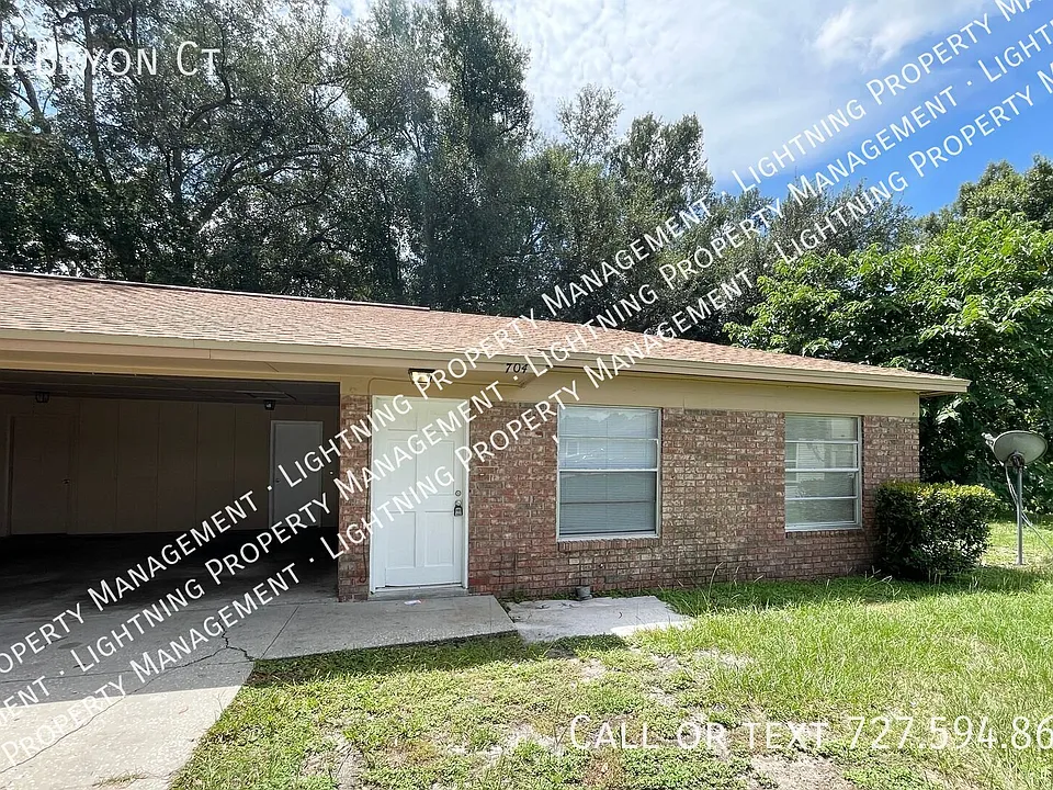 704 Bryon Ct