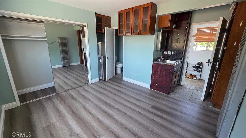 Studio, 260 sqft, $1,600 — Photo 4