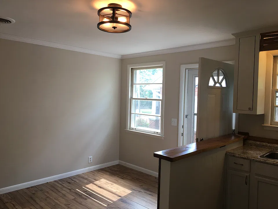 1411 Franklin Ave #B