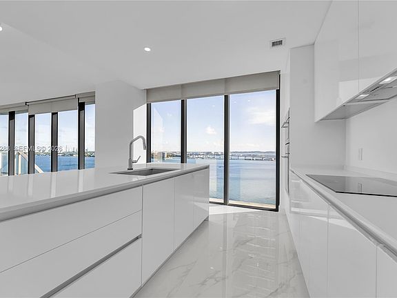 2nd image of 700 NE 24th St #1407