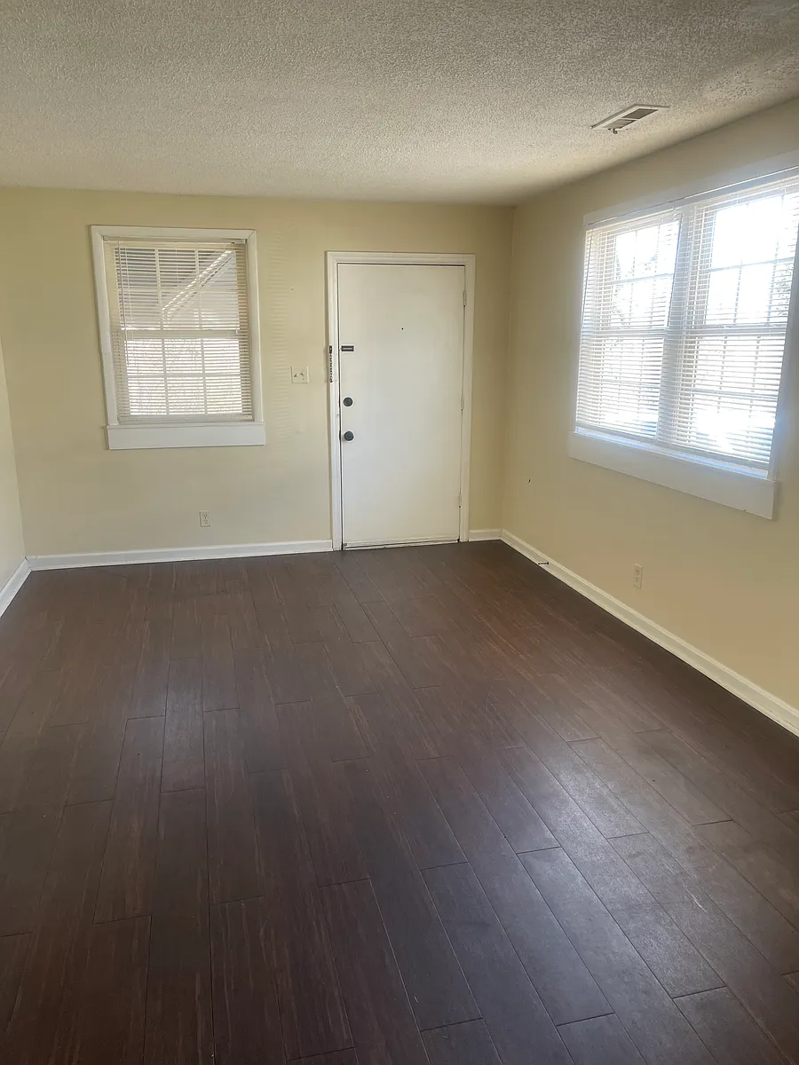 Living Room - 6021 5th Ave S
