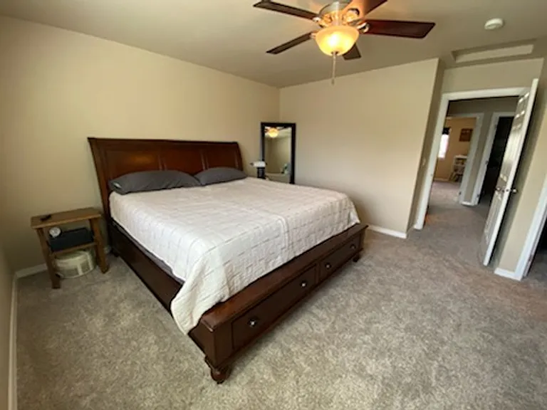 2104 W Honeysett Rd — Photo 16