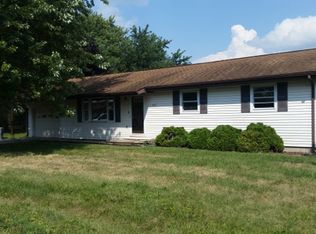 307 Virginia Dr, Ridge Farm, IL 61870